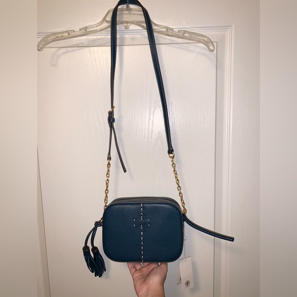 Tory Burch crossbody bag, UNUSED with tags, teal leather/gold hardware w/ tassel - Picture 5 of 8